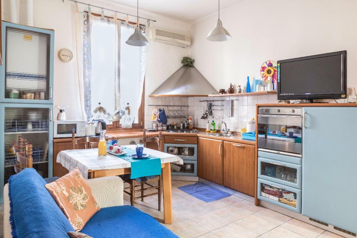 Casa Vacanza Lyudmyla Mestre Dış mekan fotoğraf